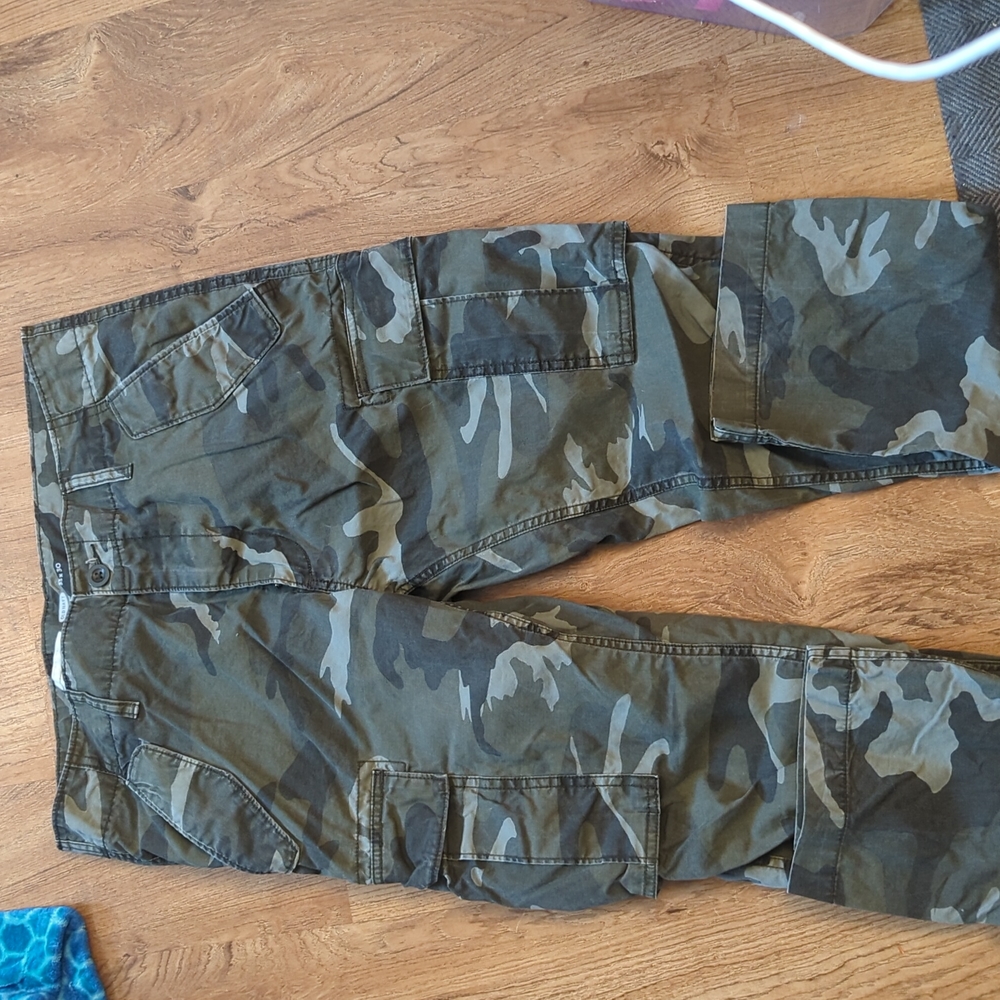 Cargo pants